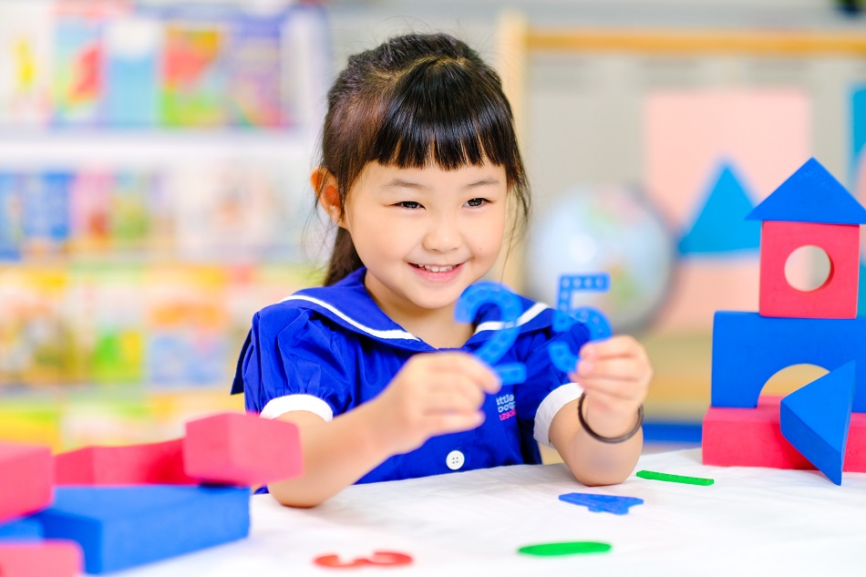 little footprints preschool